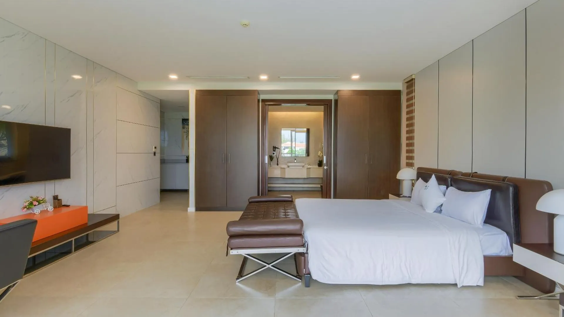 Sun Grow Ocean Luxury Villas & Resort Da Nang