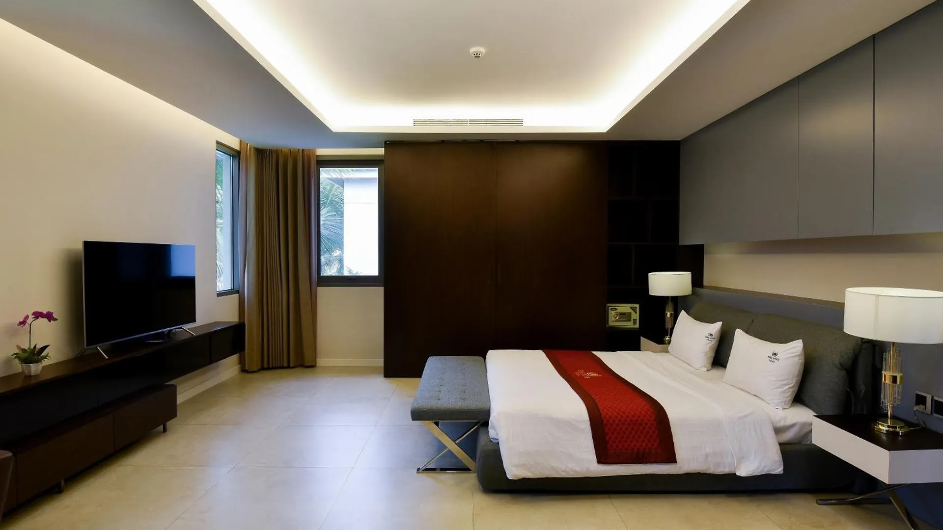 Sun Grow Ocean Luxury Villas & Resort Da Nang