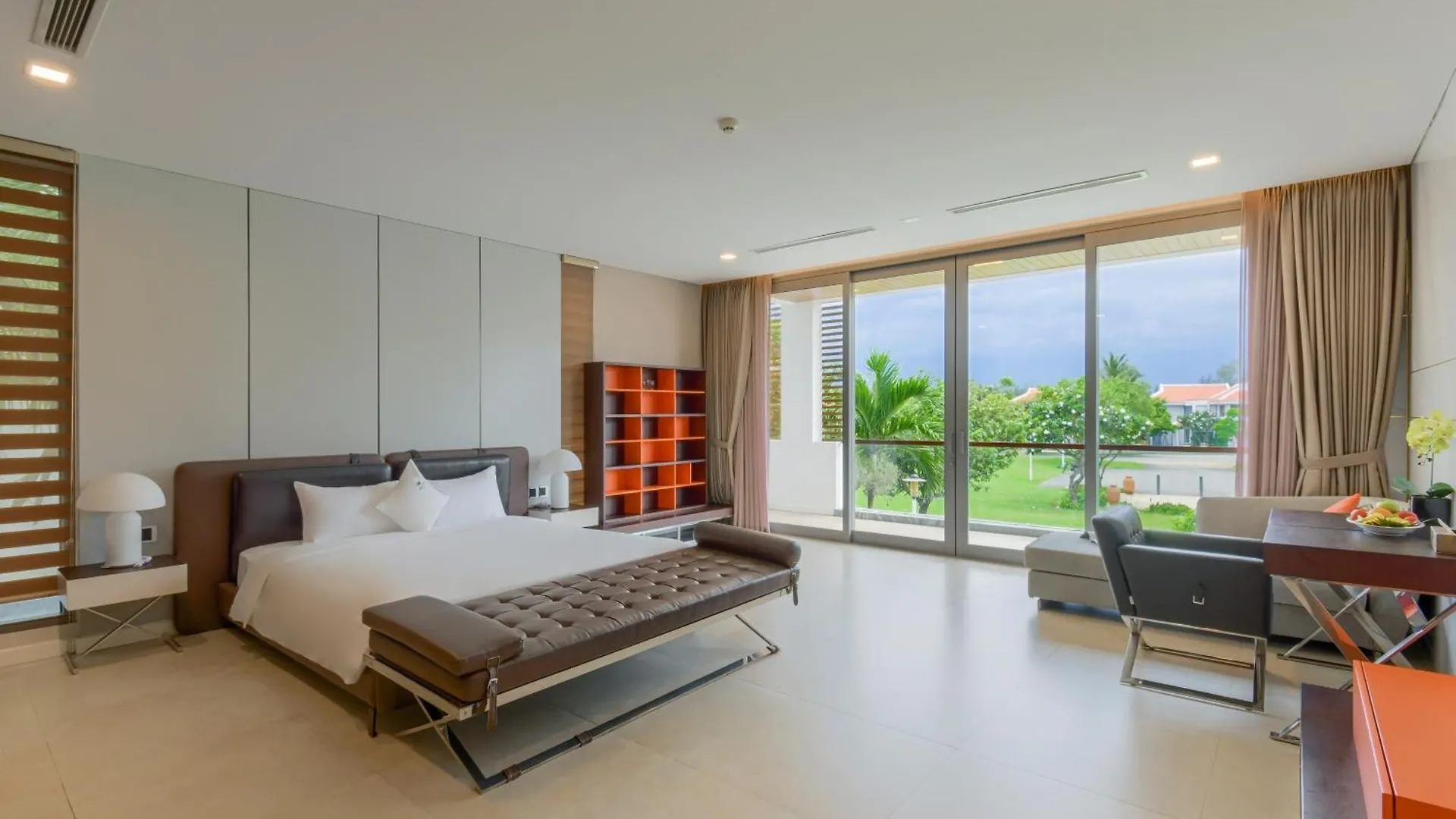 Sun Grow Ocean Luxury Villas & Resort Da Nang