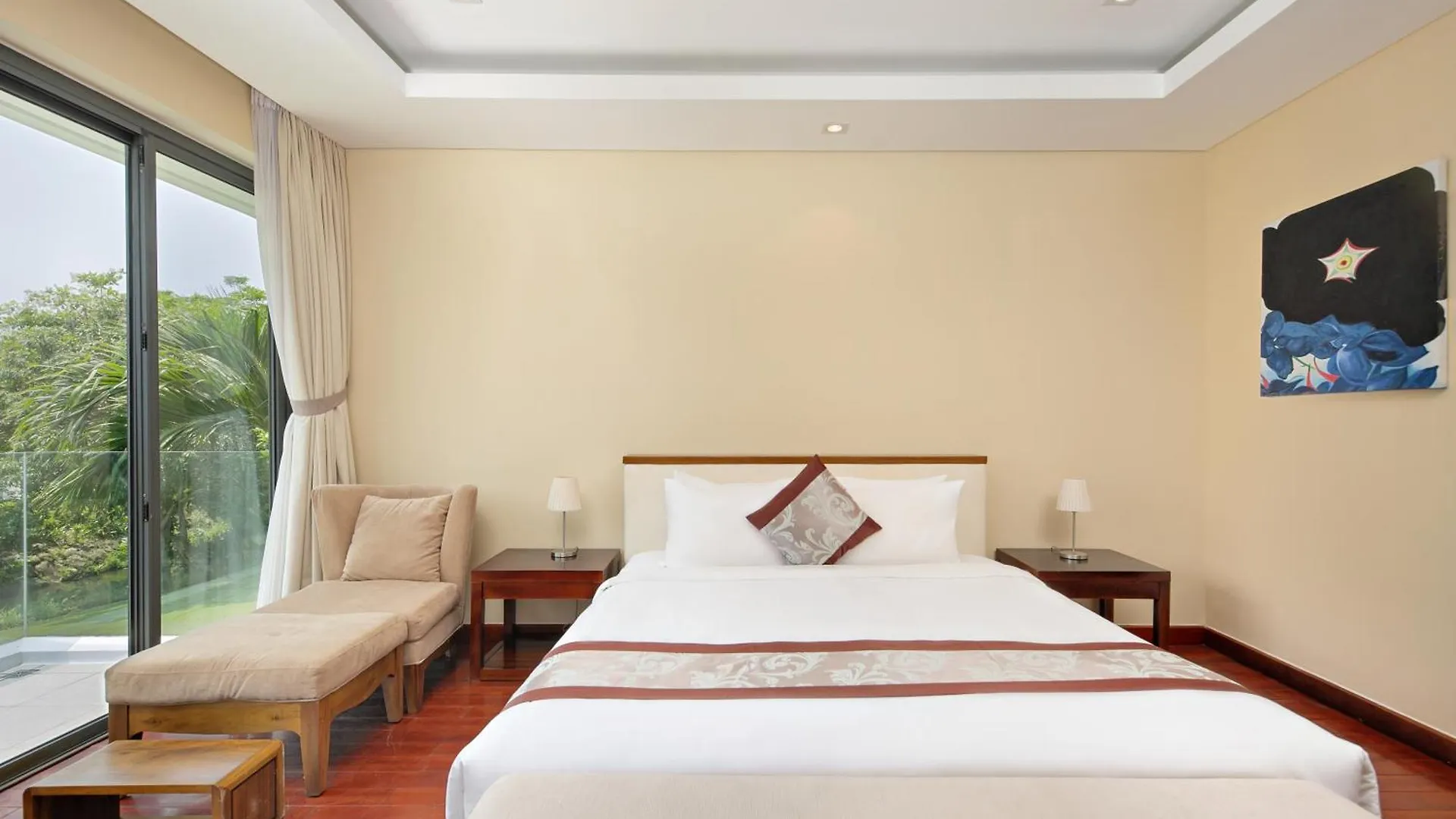 Sun Grow Ocean Luxury Villas & Resort Da Nang 0*,  Vietnam