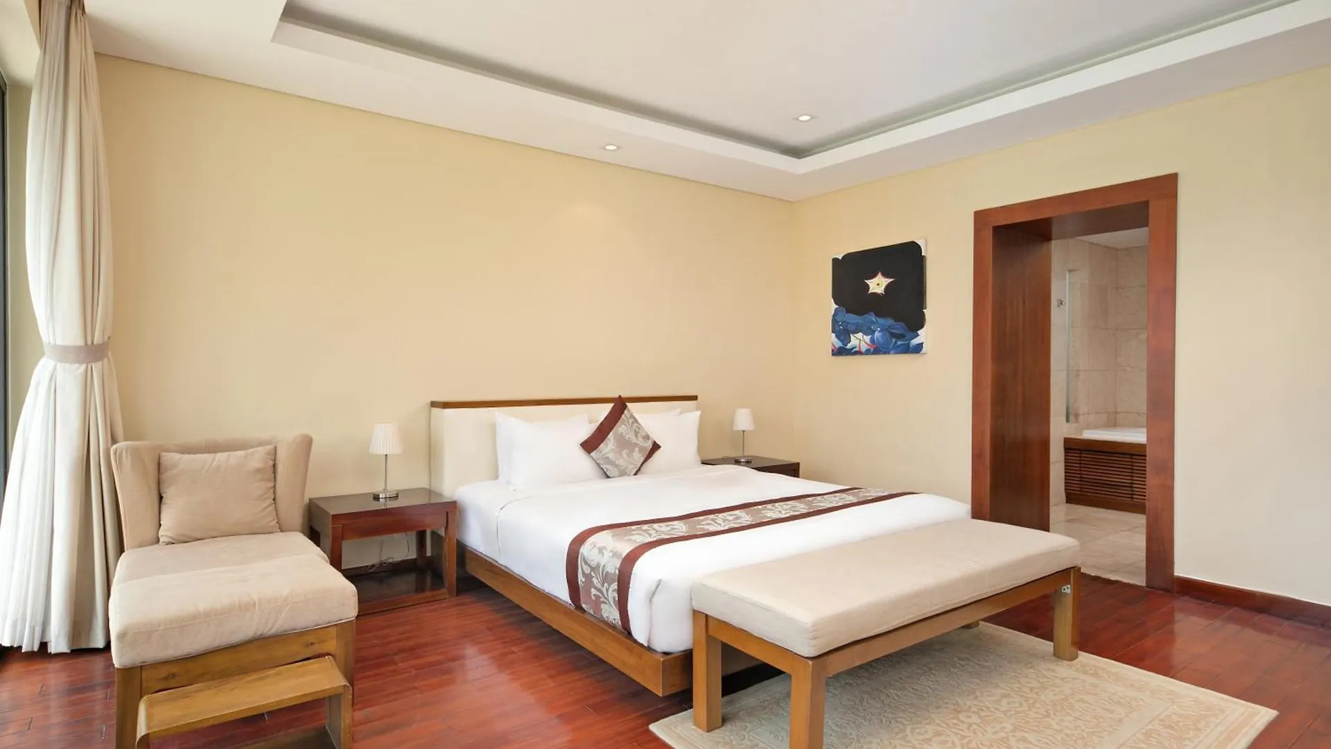 Sun Grow Ocean Luxury Villas & Resort Da Nang 0*,