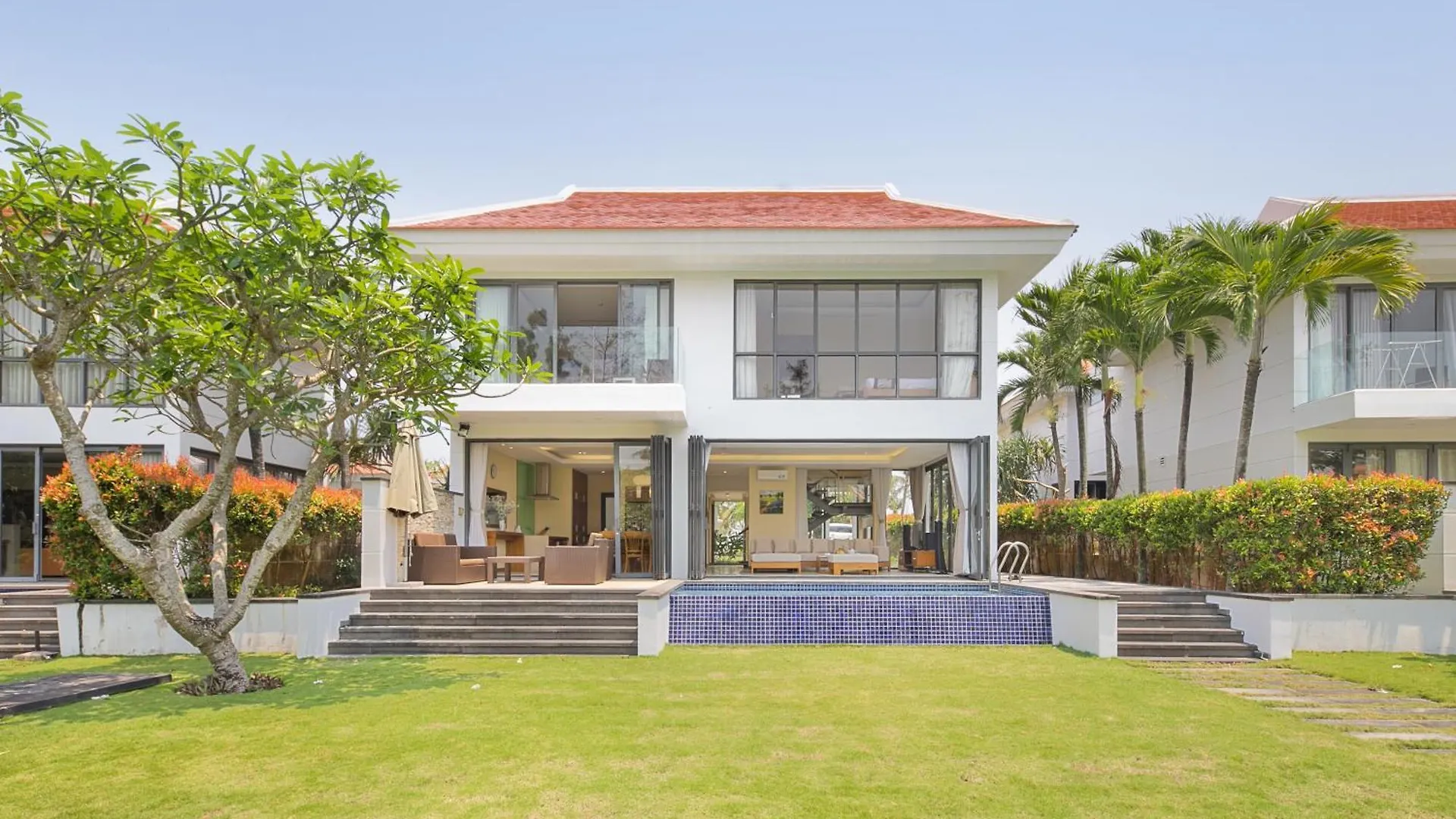 Sun Grow Ocean Luxury Villas & Resort Da Nang