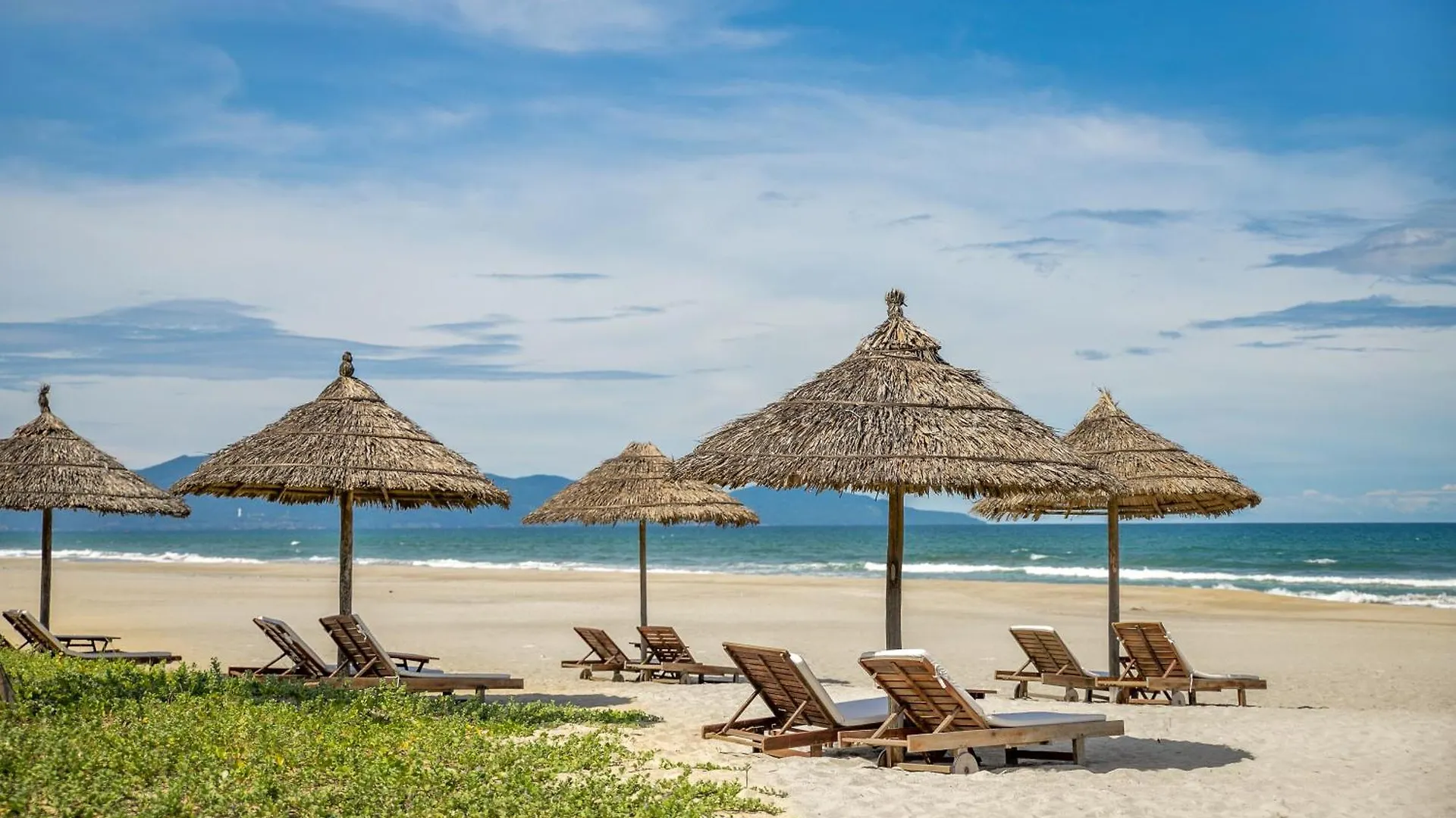 Sun Grow Ocean Luxury Villas & Resort Da Nang