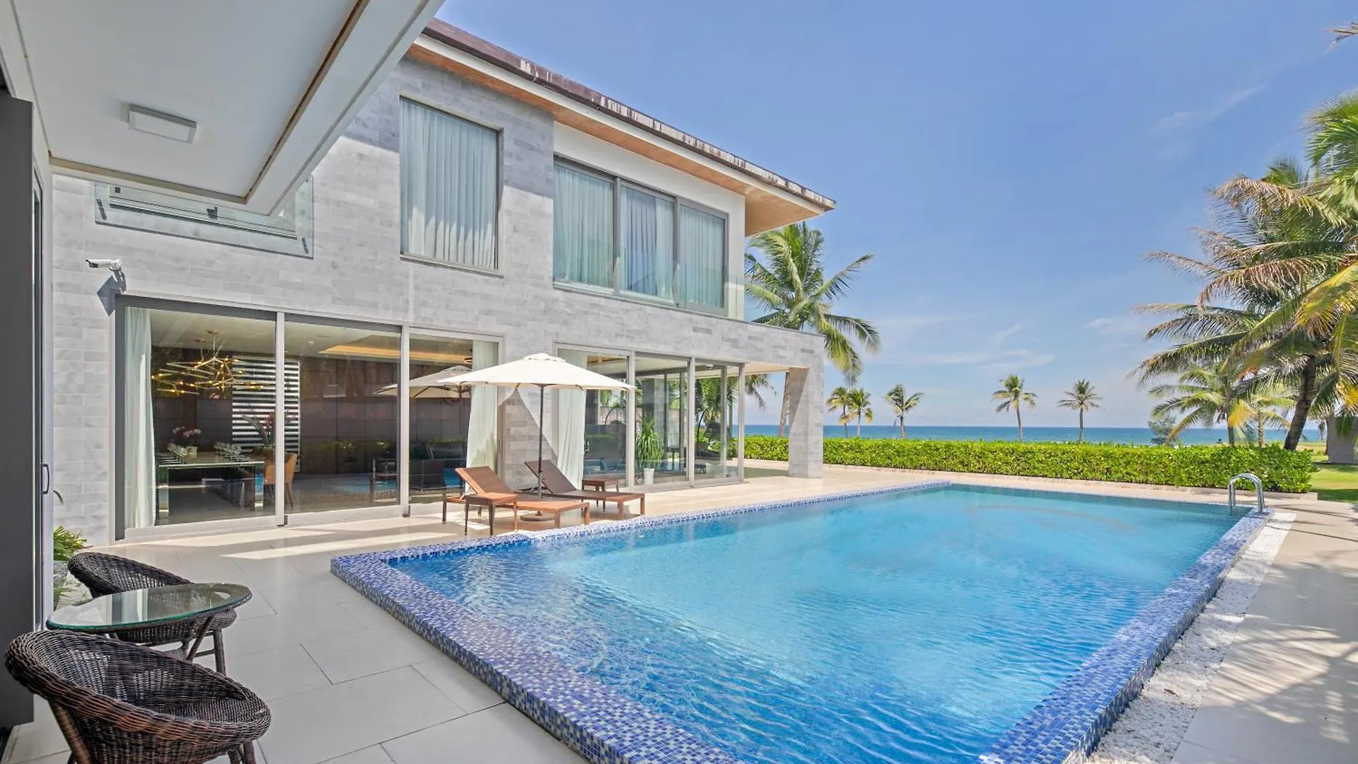 Sun Grow Ocean Luxury Villas & Resort Da Nang