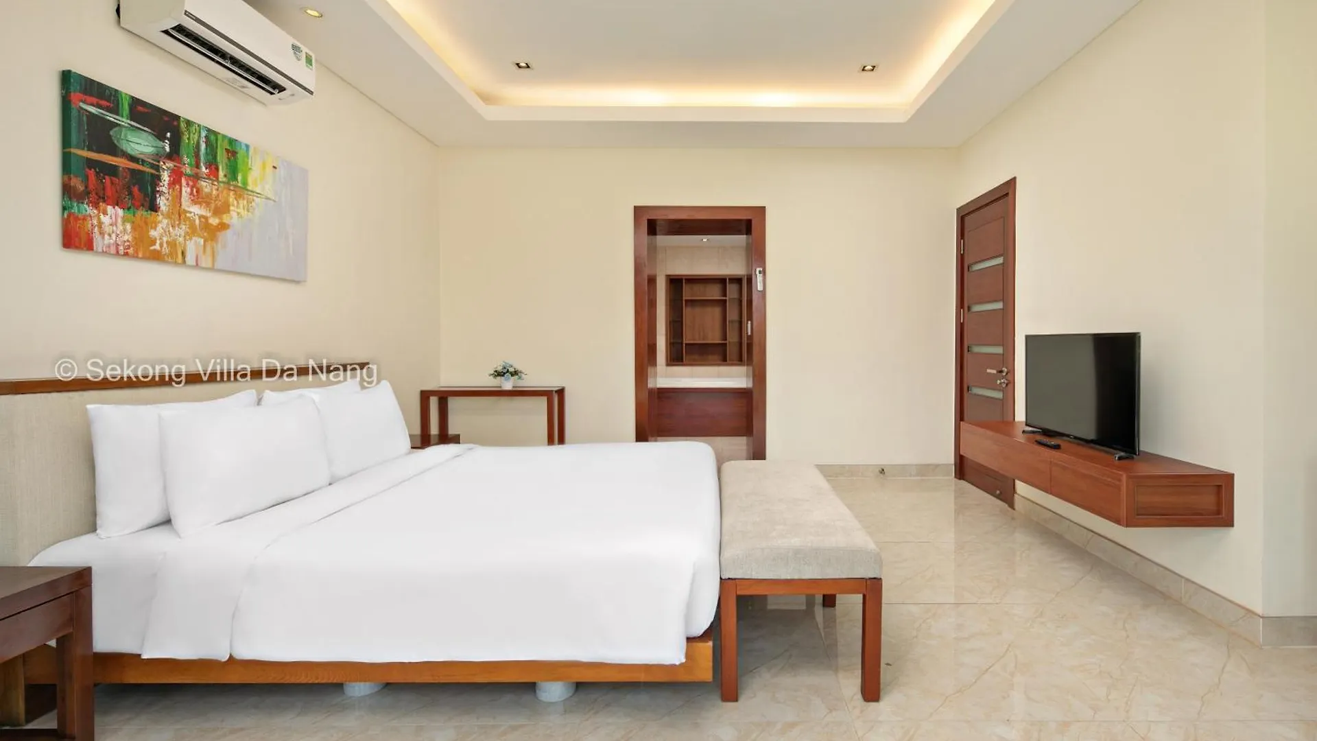 Sun Grow Ocean Luxury Villas & Resort ダナン市