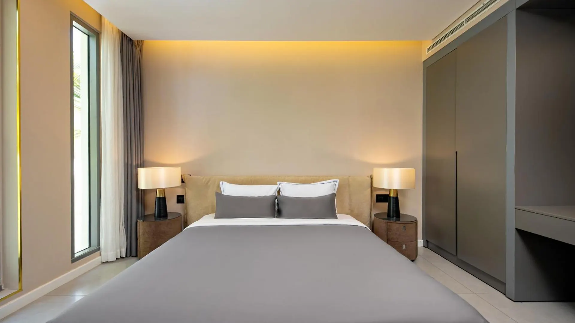 Sun Grow Ocean Luxury Villas & Resort ダナン市