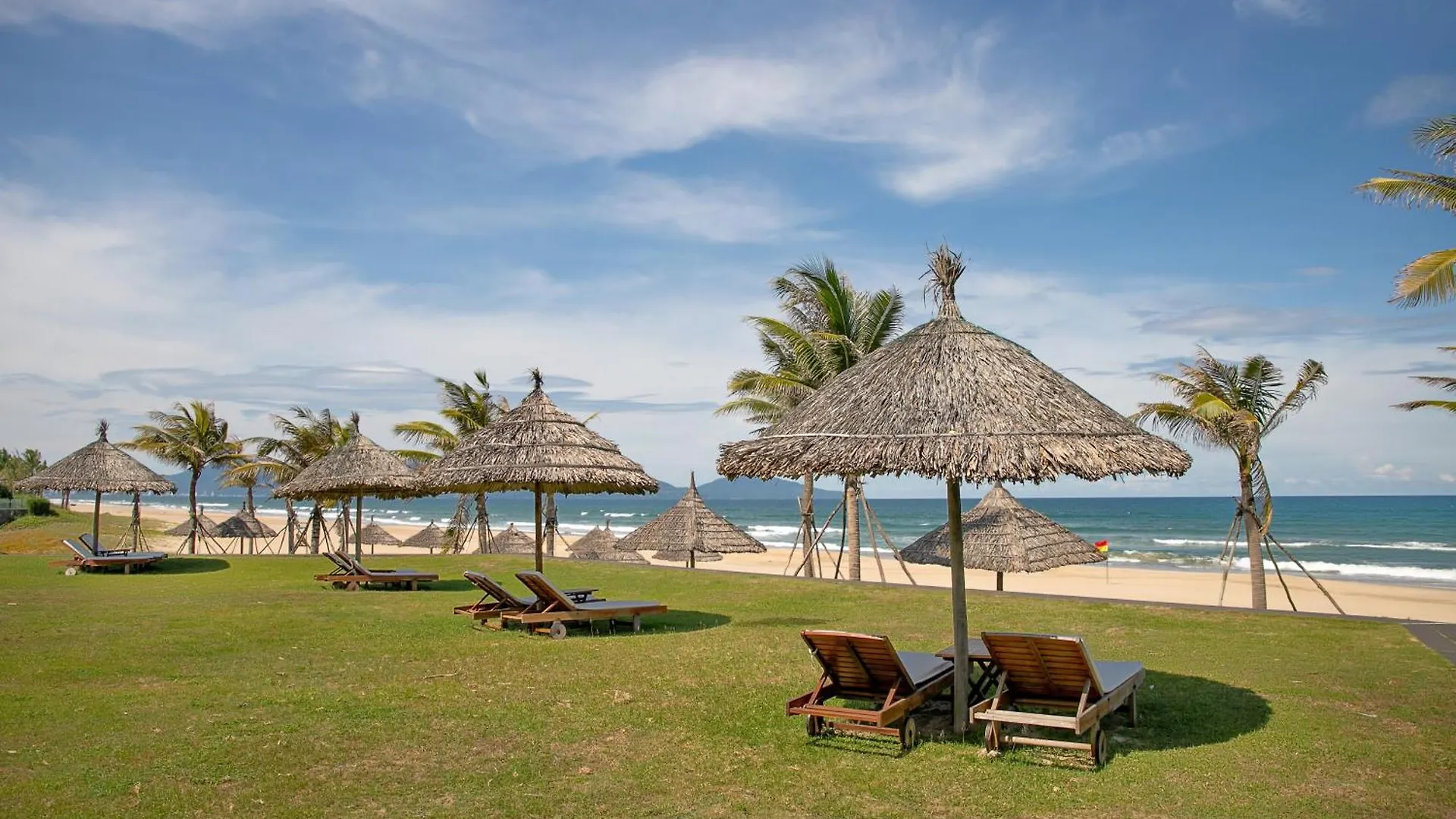 Sun Grow Ocean Luxury Villas & Resort ダナン市 ベトナム